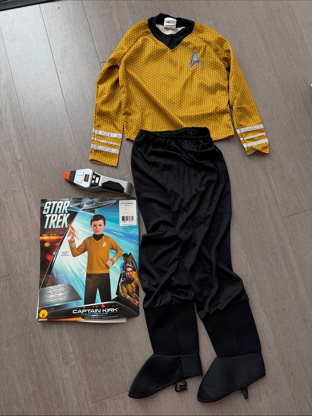 Captain Kirk Kids Costume - Gold and Black size 3/4
